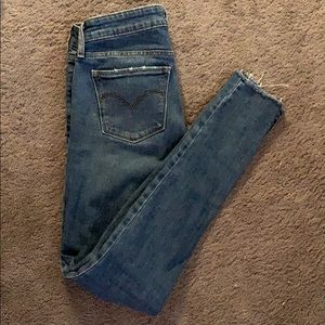 Levi jeans